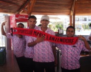 Foto mit Vereinsschal in Hurghada