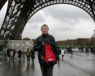 Foto mit Vereinsschal in Paris