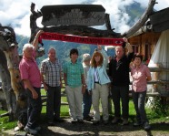 Foto mit Vereinsschal in Rauris